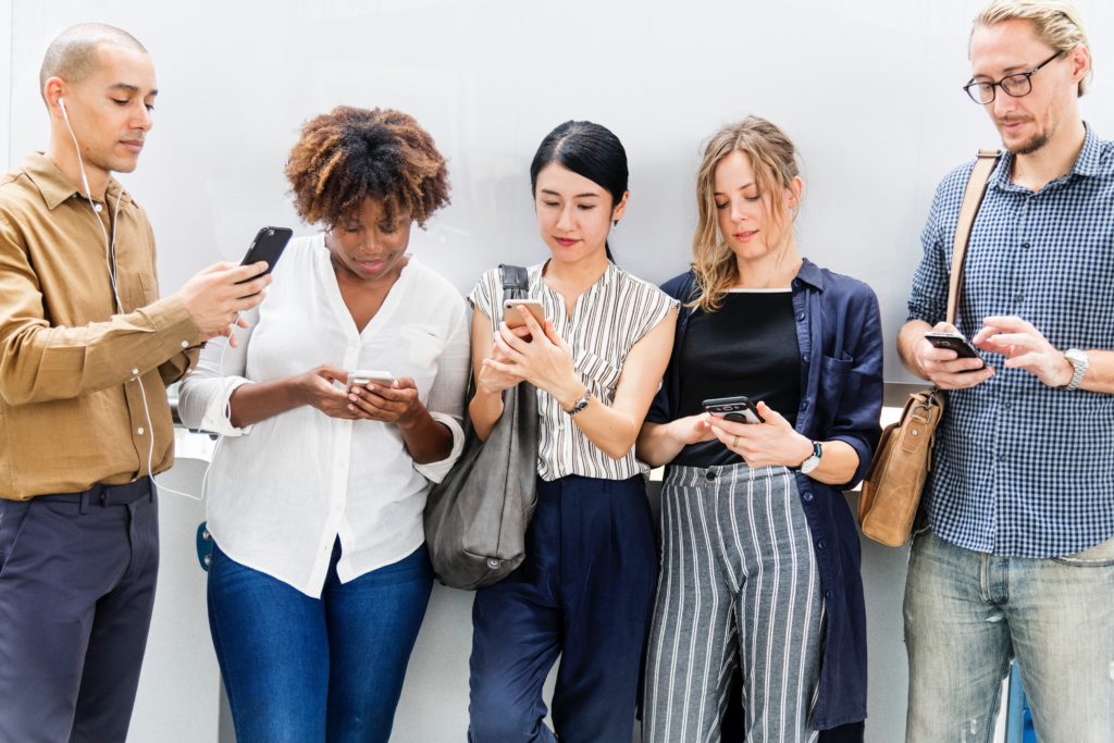 Geração mobile: seu impacto no consumo online