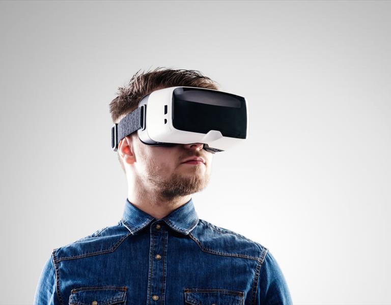 Empresas utilizam realidade virtual para facilitar experiência de clientes e funcionários